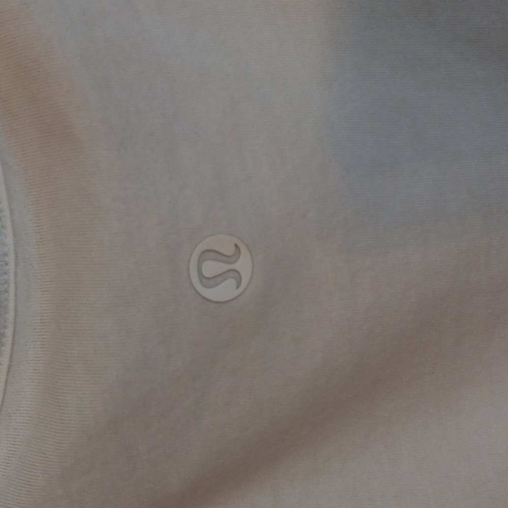 Top - Picture 2 of 2